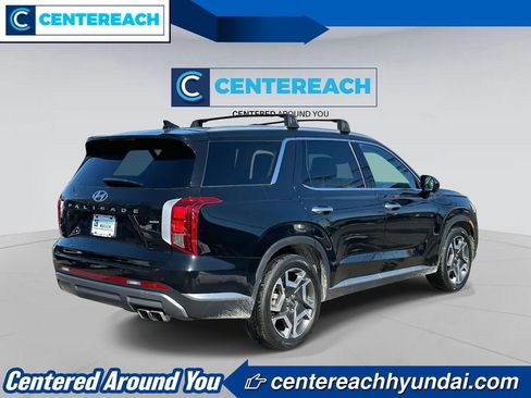 Used 2023 Hyundai Palisade SEL w/ Premium Package image 4
