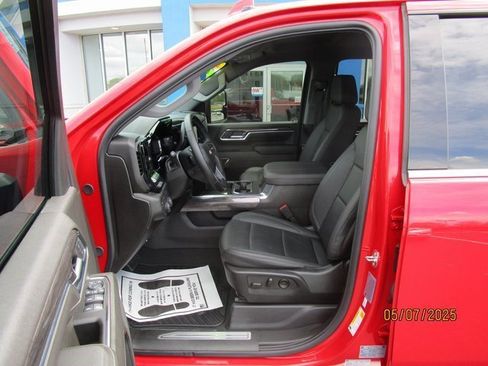 Certified 2024 Chevrolet Silverado 3500 LTZ w/ LTZ Premium Package image 18