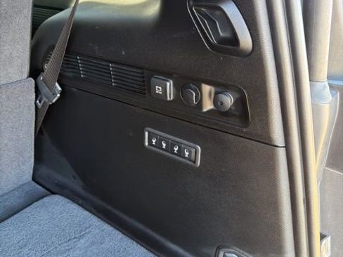 Used 2024 Jeep Wagoneer Series II w/ Premium Group I image 21