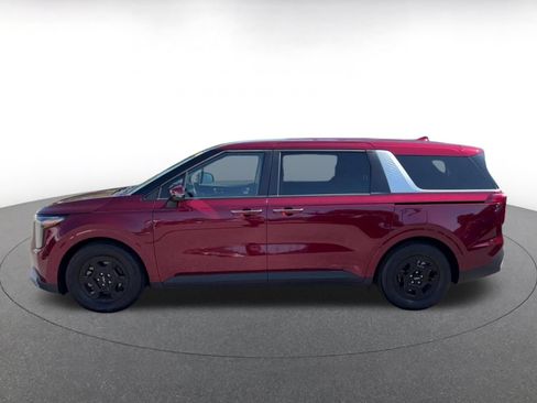 Used 2026 Kia Carnival FWD image 8