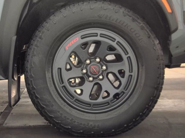 Used 2026 Nissan Frontier PRO-4X w/ Pro-4x Convenience Package AWD/4WD image 19