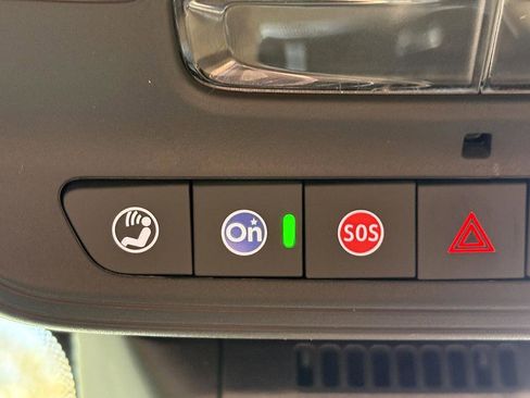 New 2026 Chevrolet Equinox ACTIV image 21