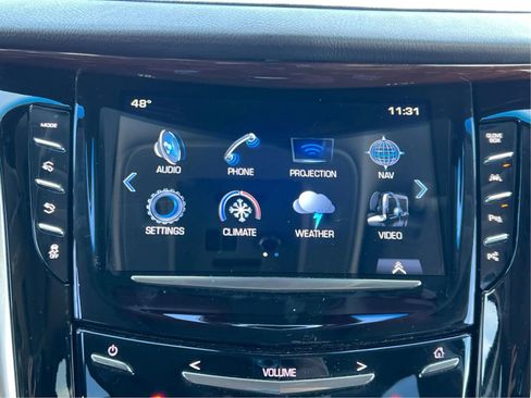 Used 2020 Cadillac Escalade ESV Premium Luxury AWD/4WD image 13