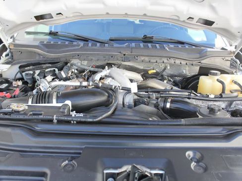 Used 2022 Ford F250 XLT image 45