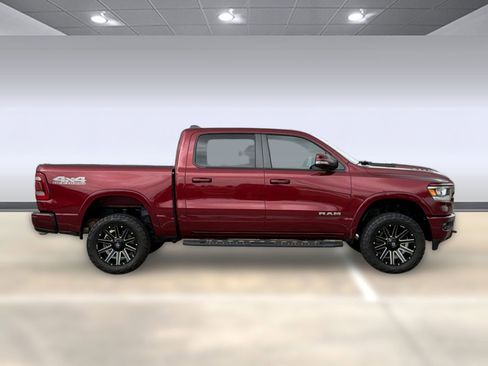 Used 2019 RAM 1500 Laramie w/ Sport Appearance Package image 8