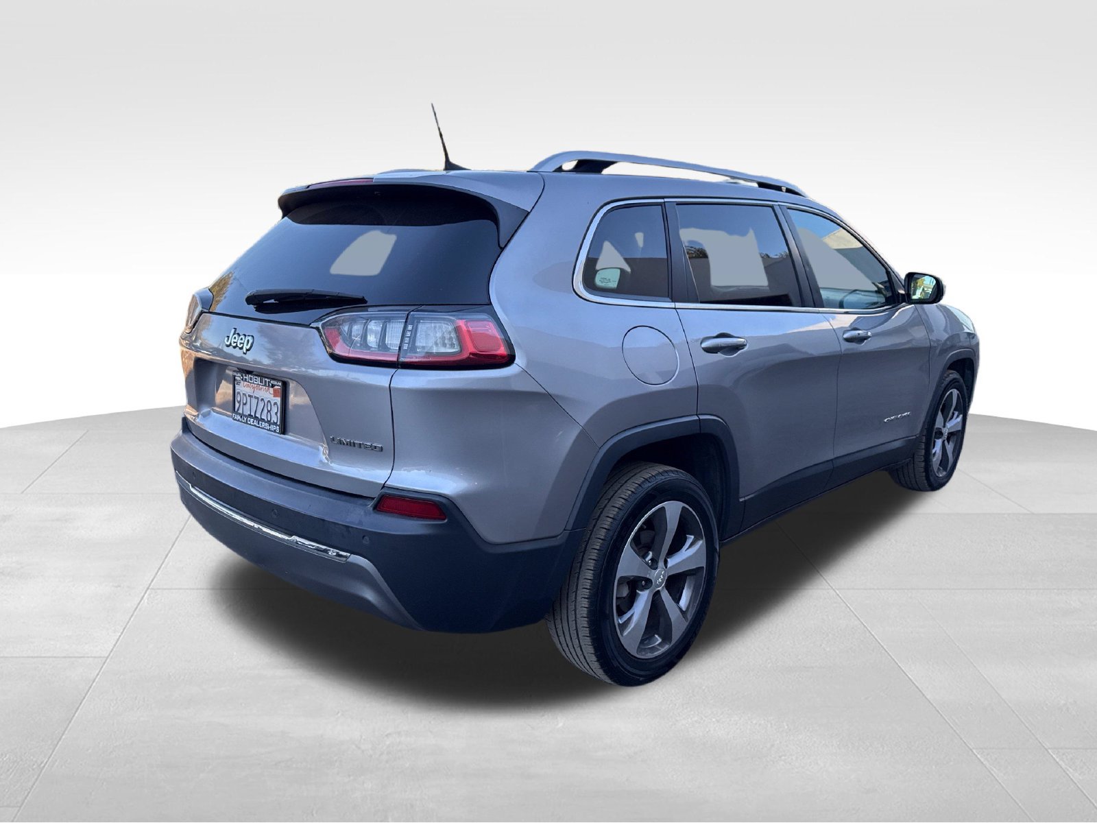 Used 2020 Jeep Cherokee Limited FWD image 5