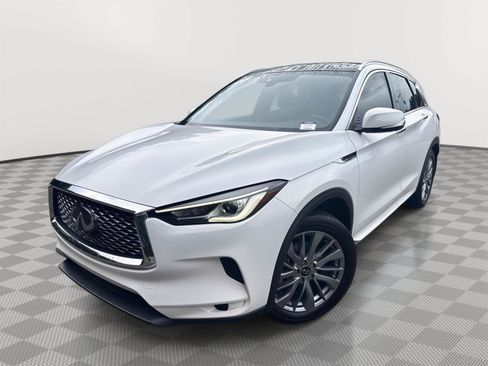 Used 2025 INFINITI QX50 Luxe AWD/4WD image 2