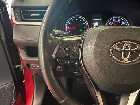 Certified 2019 Toyota RAV4 XLE Premium AWD/4WD image 20