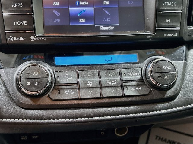Used 2017 Toyota RAV4 XLE w/ Carpet Mat Package AWD/4WD image 16