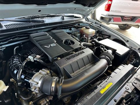 Used 2020 Nissan Frontier SV w/ Midnight Edition Floor Mats image 32