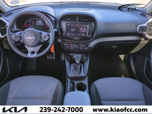 Certified 2022 Kia Soul LX w/ Technology Package image 13