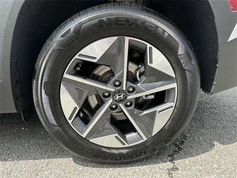 Certified 2025 Hyundai Tucson SEL image 10