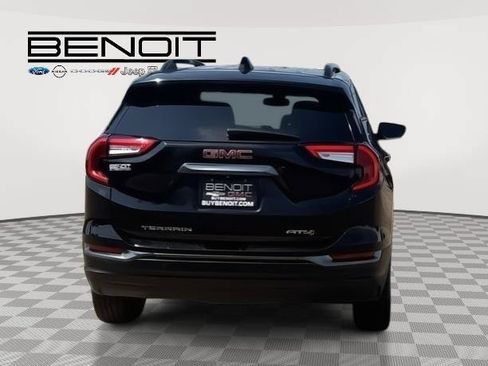 Used 2023 GMC Terrain AT4 w/ LPO, Floor Liner Package AWD/4WD image 6