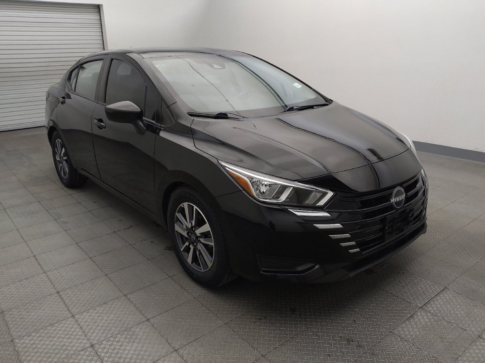 Used 2023 Nissan Versa SV FWD image 13