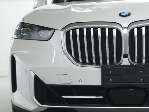 Used 2026 BMW X5 xDrive40i image 7