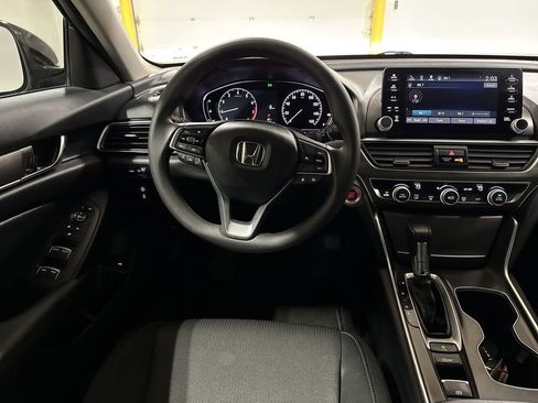 Used 2022 Honda Accord LX image 11