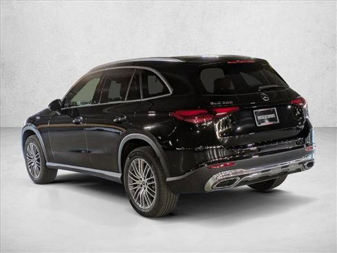 New 2026 Mercedes-Benz GLC 300 image 8