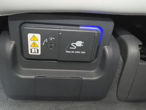 Used 2023 Hyundai Ioniq 5 Limited AWD/4WD image 50