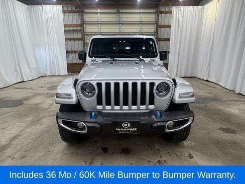 Used 2023 Jeep Wrangler Unlimited Sahara w/ Cold Weather Group AWD/4WD image 5