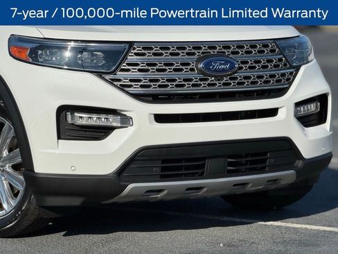 Used 2022 Ford Explorer Limited w/ Limited Technology Package image 4