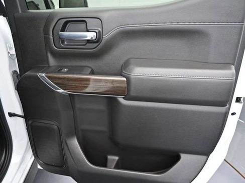 Used 2022 Chevrolet Silverado 1500 RST w/ Convenience Package II image 37