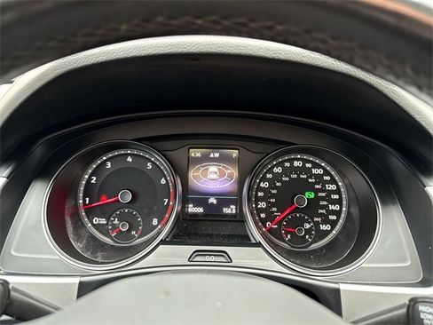 Used 2021 Volkswagen Atlas SE w/ Panoramic Sunroof Package image 10