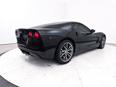 Used 2008 Chevrolet Corvette Coupe w/ Z51 Performance Package RWD image 15