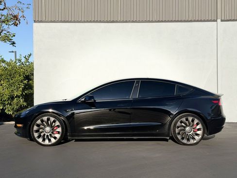 Used 2022 Tesla Model 3 Performance image 6