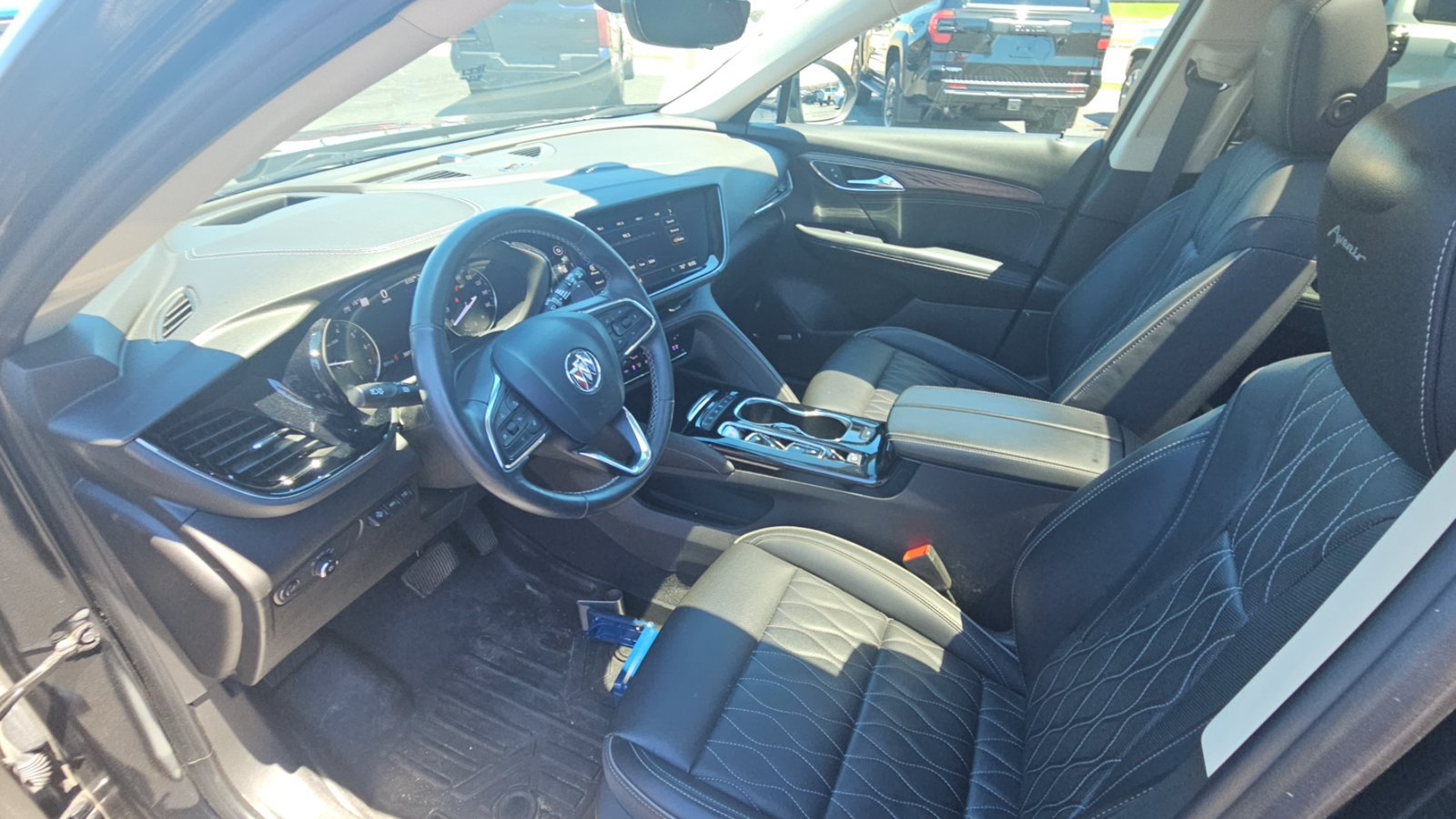 Used 2023 Buick Envision Avenir AWD/4WD image 24