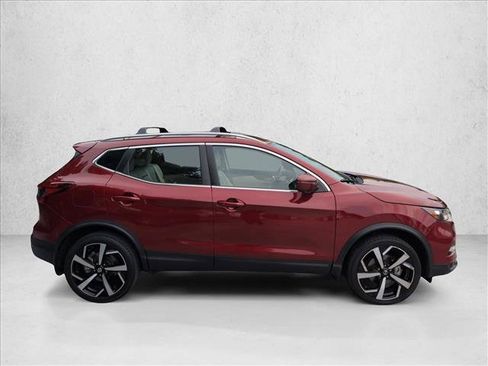 Used 2022 Nissan Rogue Sport SL AWD/4WD image 4