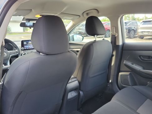 Certified 2024 Nissan Sentra SV FWD image 13