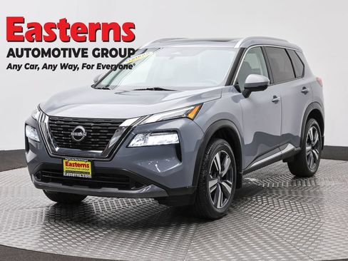 Used 2023 Nissan Rogue SL AWD/4WD image 1