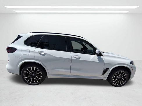 New 2026 BMW X5 sDrive40i w/ M Sport Package RWD image 3