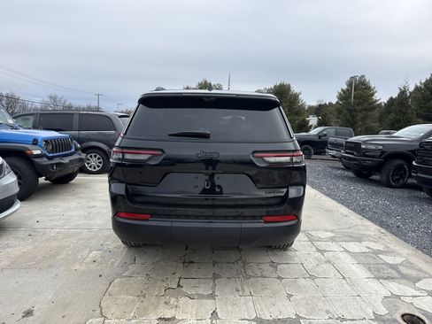New 2025 Jeep Grand Cherokee L Limited w/ Luxury Tech Group II AWD/4WD image 7