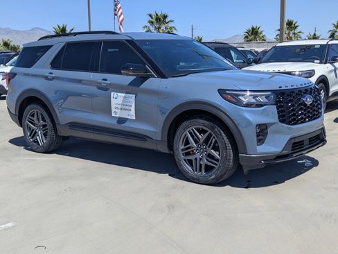 New 2026 Ford Explorer ST-Line w/ ST-Line Street Pack RWD image 1