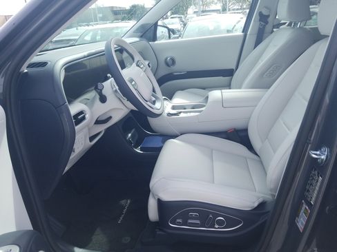 New 2026 Hyundai Palisade Calligraphy FWD image 10
