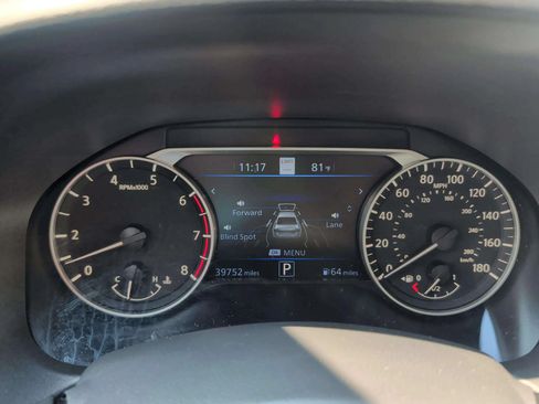 Used 2023 Nissan Altima 2.0 SR FWD image 21
