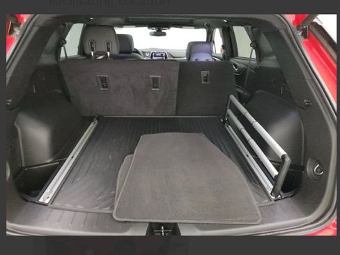 Used 2019 Chevrolet Blazer RS w/ Sun and Wheels Package FWD image 6