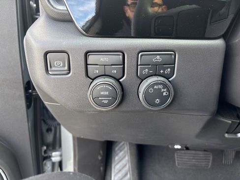 New 2026 Chevrolet Silverado 1500 LT image 17