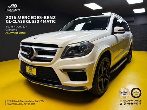 Used 2016 Mercedes-Benz GL 550 GL 550 4MATIC Sport Utility 4D image 1
