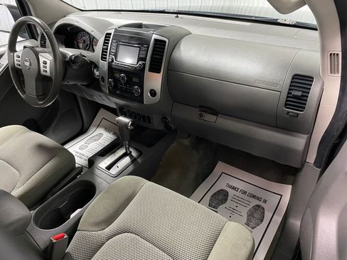 Used 2018 Nissan Frontier SV w/ Value Truck Package image 7