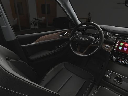 New 2024 Jeep Grand Cherokee Limited w/ Black Appearance Package image 19