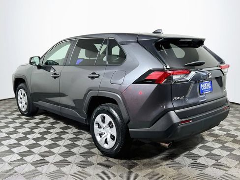 Used 2025 Toyota RAV4 LE AWD/4WD image 5