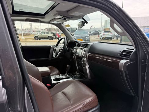 Used 2018 Toyota 4Runner Limited image 10