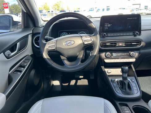 Used 2023 Hyundai Kona Limited image 15