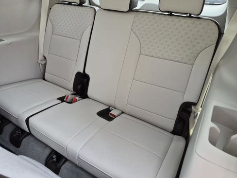 New 2026 GMC Acadia Denali w/ Super Cruise Package image 10