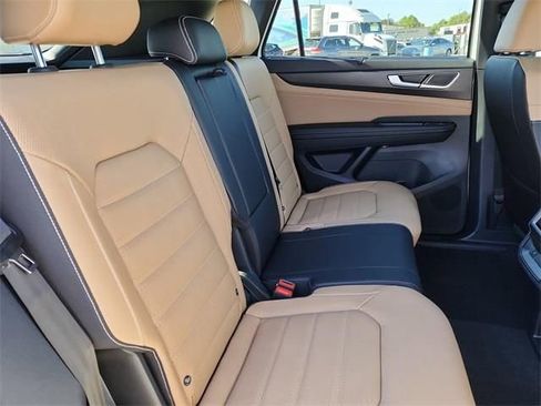 New 2026 Volkswagen Atlas Cross Sport SEL image 18