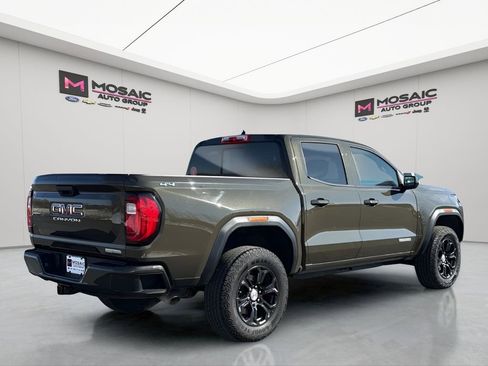 Used 2023 GMC Canyon Elevation w/ Convenience Package AWD/4WD image 3