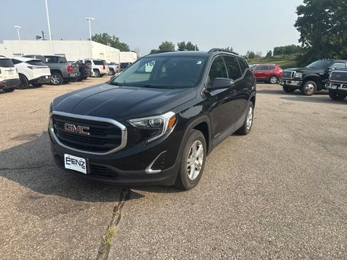 Used 2019 GMC Terrain SLE w/ Driver Convenience Package AWD/4WD image 1