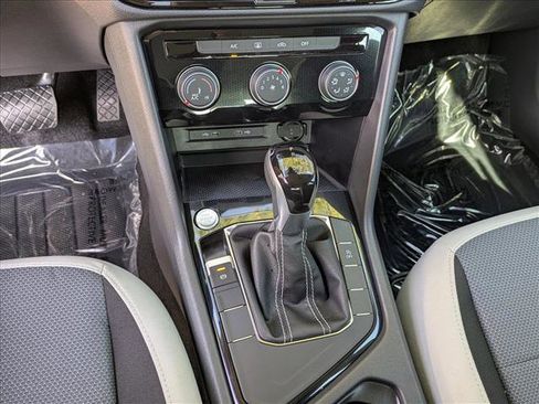 New 2026 Volkswagen Taos S image 15